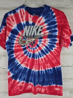 NIKE T-Shirt Men's SIZE SMALL Red White Blue Tie Dye Skeleton Swoosh Graphic EUC